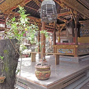  Homestay Angga