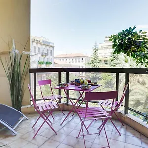 Grand H -f2, Face Vieux- Nice, Terrasse, Ascenseur, Climatisation, Terrace - City Center France